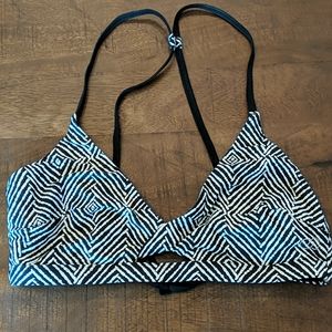Black/White Pattern Bikini Top